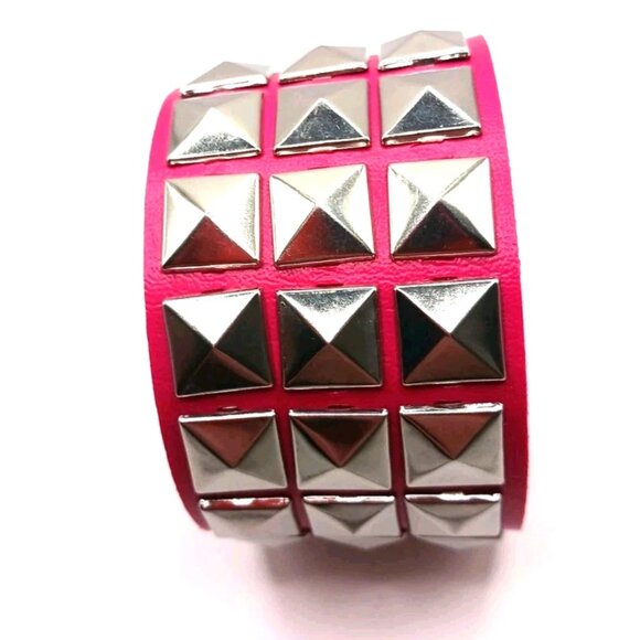 Triple Row Studded Pink Vegan Leather Bracelet New - Picture 8 of 9